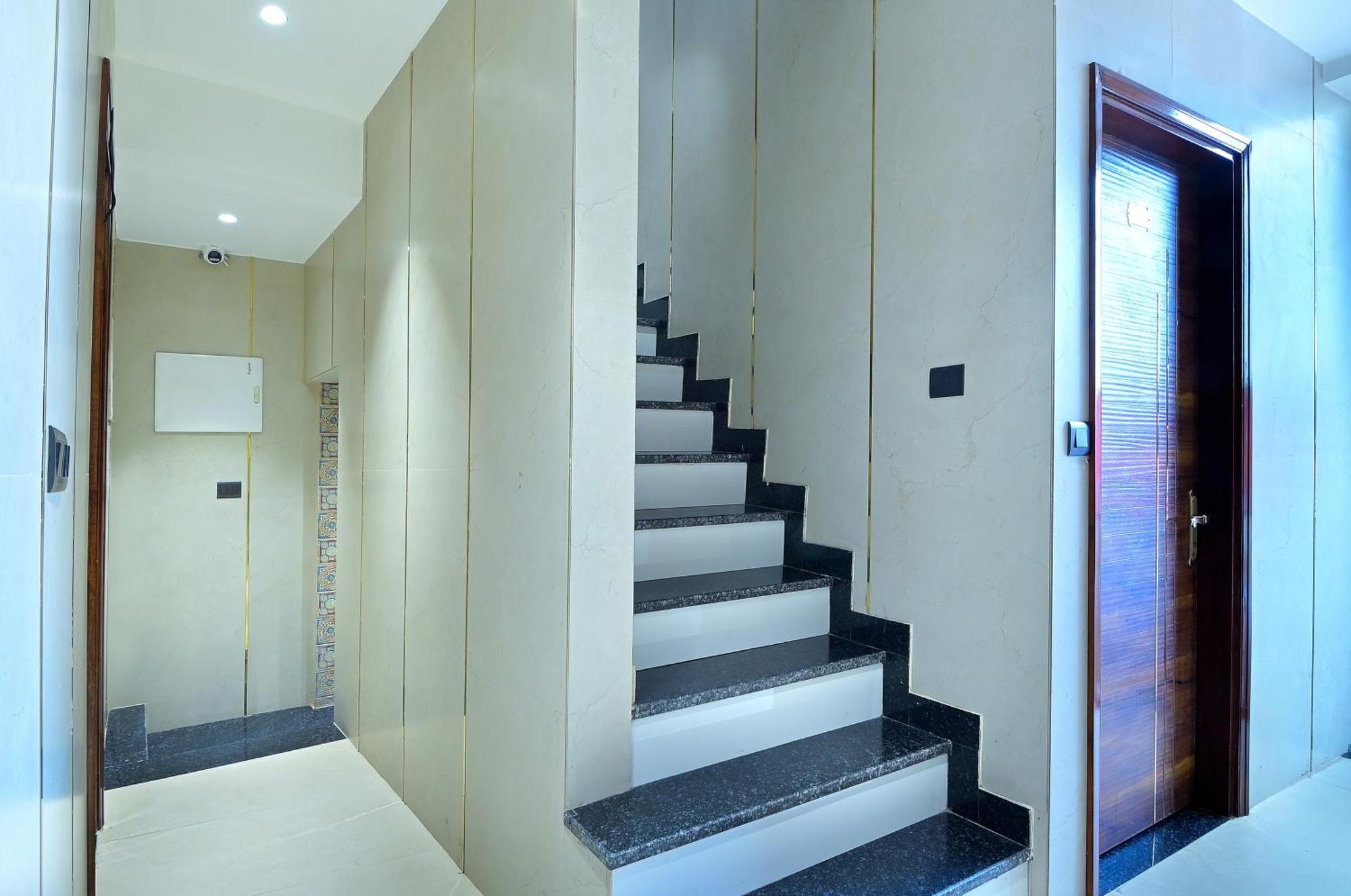 Hotel Nav Durga "2 Walking From New Delhi Railway Station" Екстер'єр фото