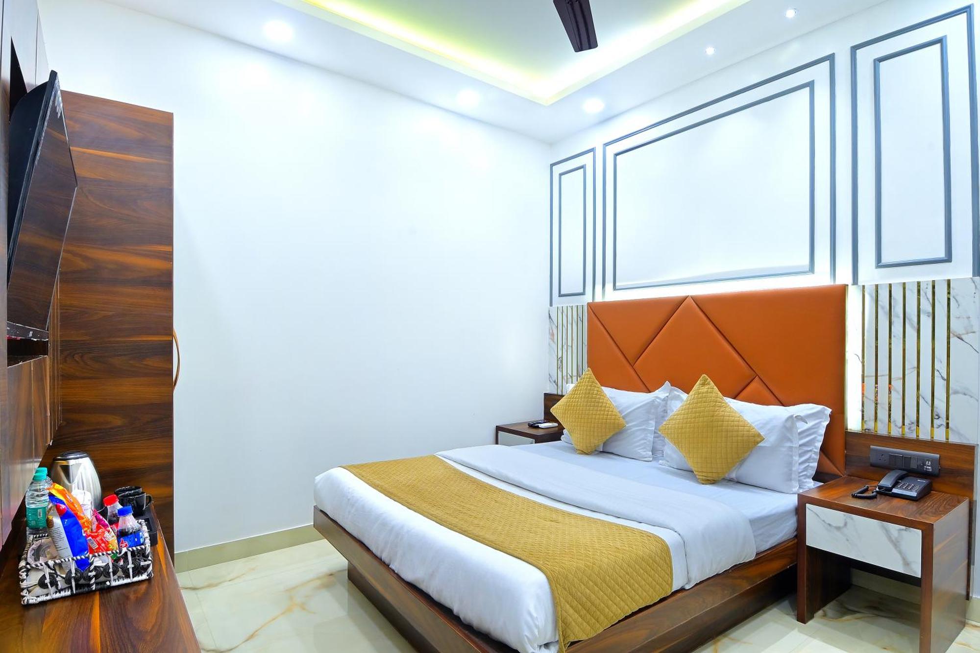 Hotel Nav Durga "2 Walking From New Delhi Railway Station" Екстер'єр фото