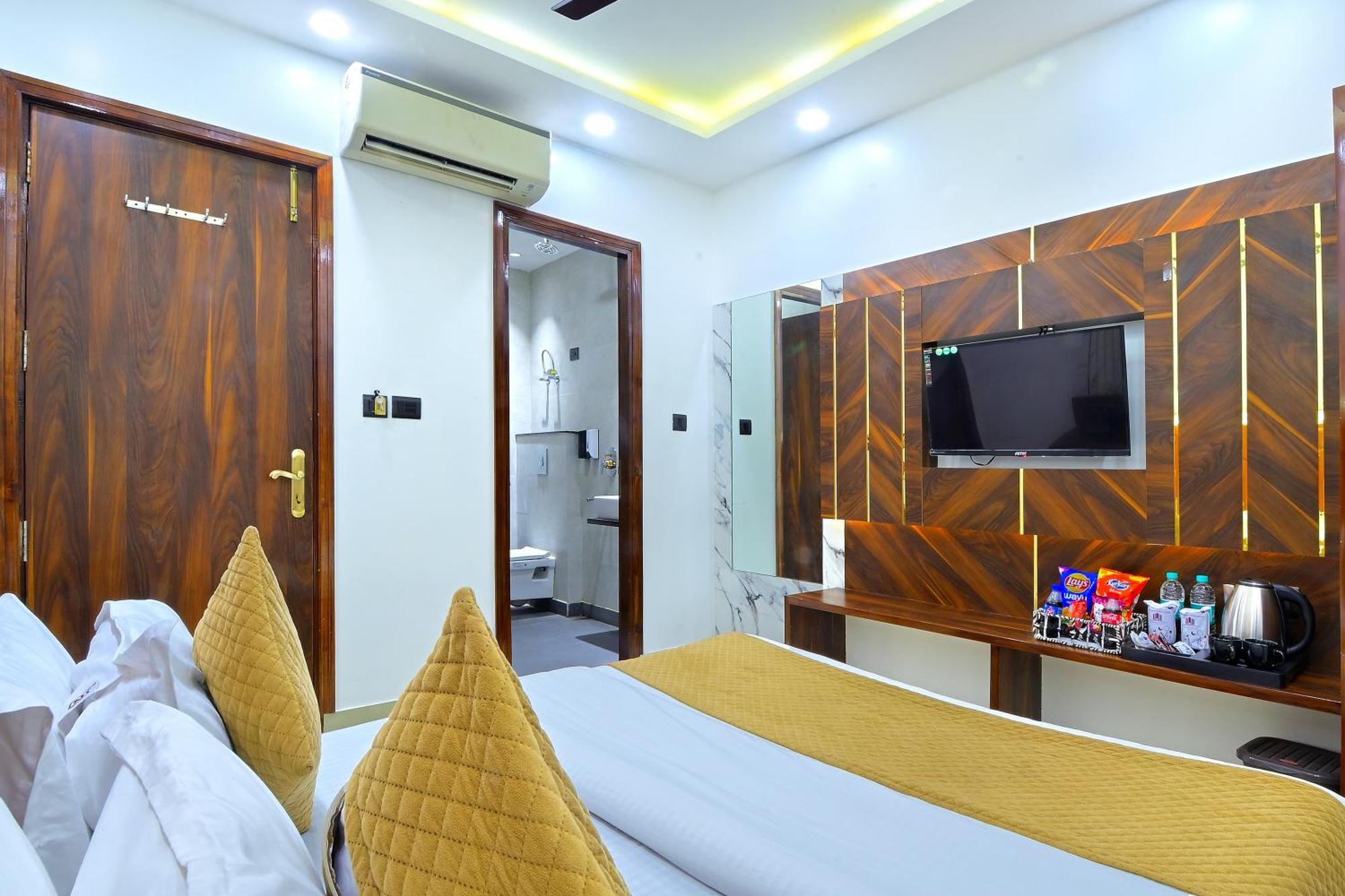 Hotel Nav Durga "2 Walking From New Delhi Railway Station" Екстер'єр фото